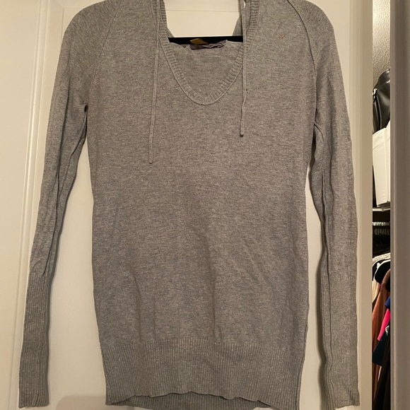 Tops and Dresses - Picture 6 of 16